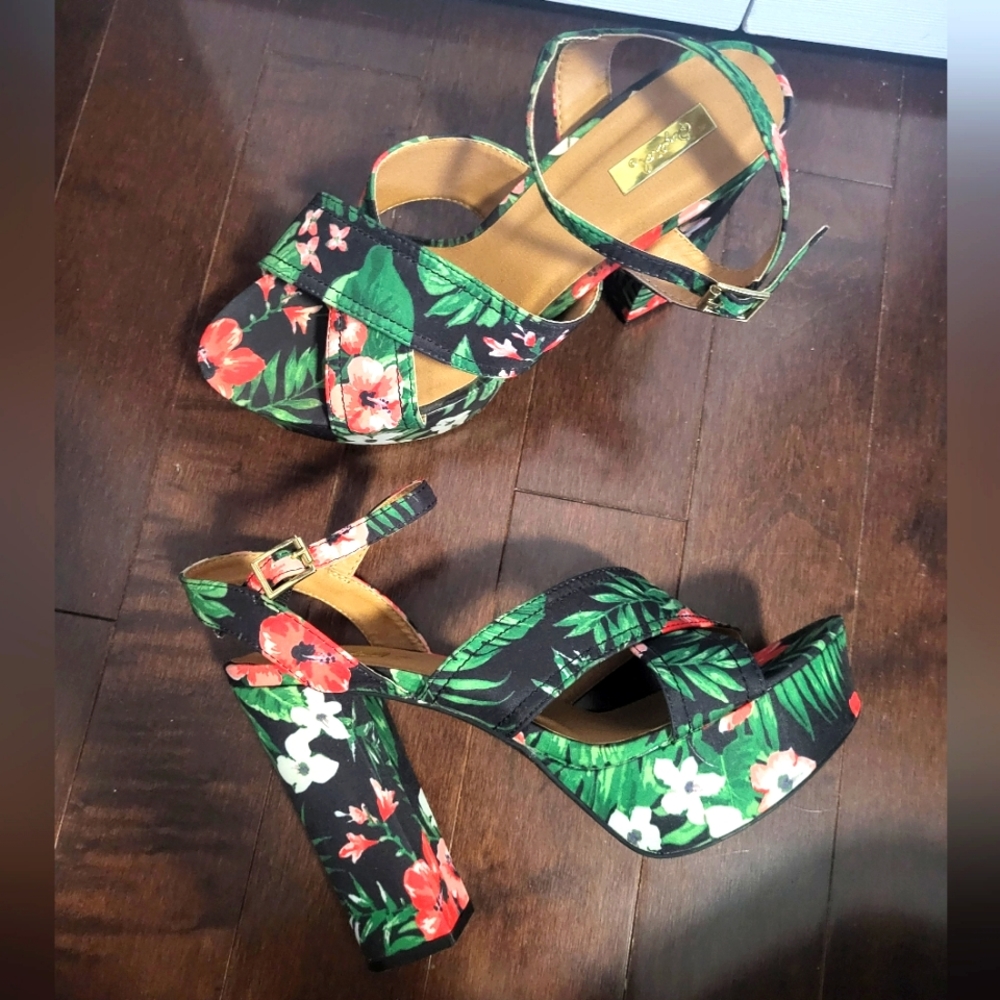 Tropical platform heels (10)